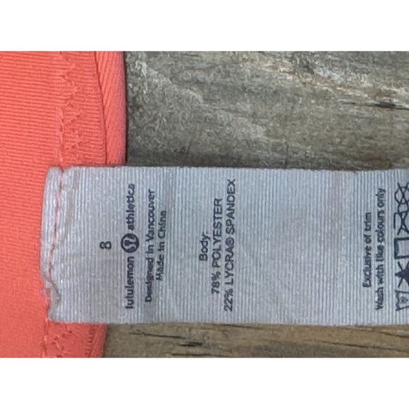 Lululemon Flow Y Sports Bra in a Bright Orange Coral Women’s Size 8 - Picture 6 of 7